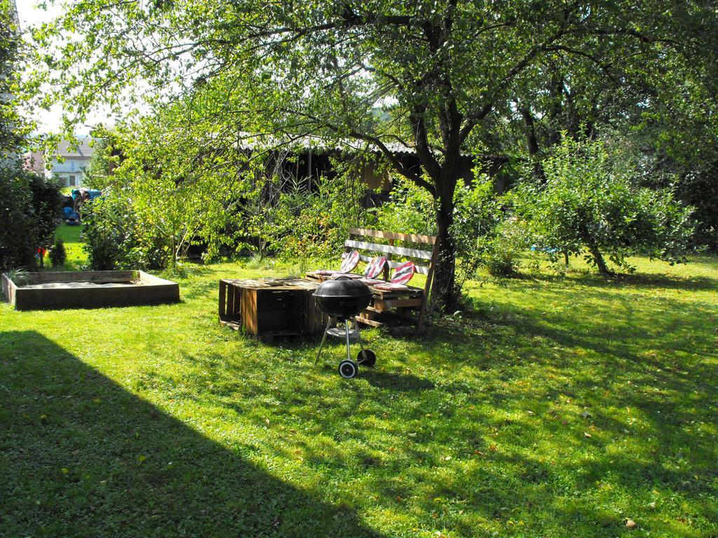 Noclegi U Brody Hoczew Exterior photo